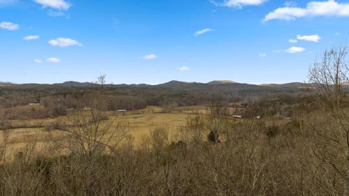 Cruach Mor - Sauna Mountain Views Dog Friendly in Morganton, USA