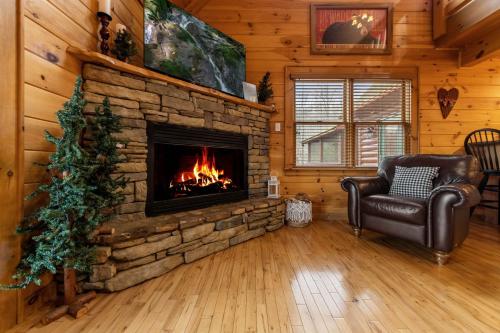 Cruach Mor - Sauna Mountain Views Dog Friendly in Morganton, USA