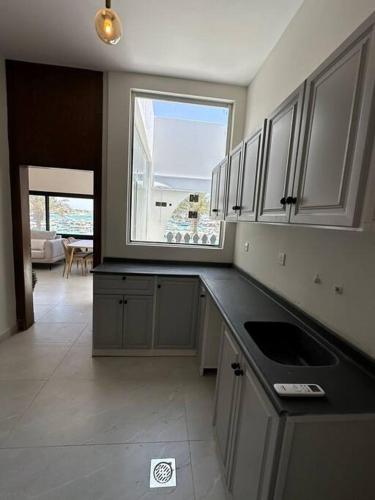 درة العروس شقة مطلة على المرسى in Durrat Al-Arus