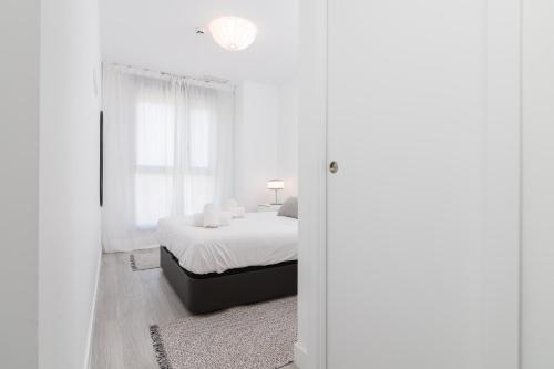Deluxe Two-Bedroom Apartment with Garden View room in Málaga Urban Sky 12º