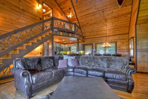 Hemptown Heights - Mountain Views Dog Friendly in Morganton, USA