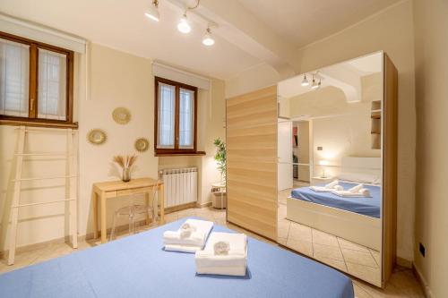 GuestHost - Barbaroux Chic & Central Flat, Turin
