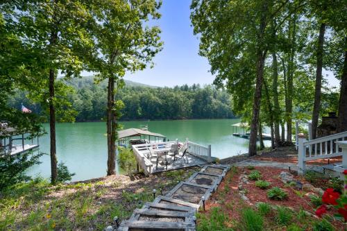 Lakeview Lounge - Lake Nottely - Mountain Views in Mashburn Mill, USA