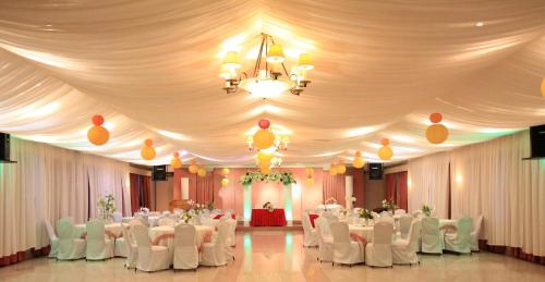 Banquet hall, Grand City Hotel near Carmen Public Market