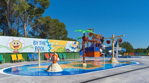 H10 Mediterranean Village - image 4