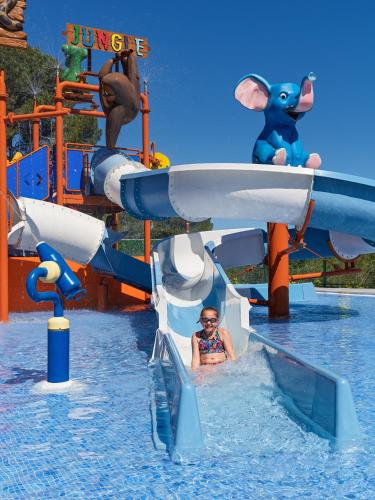 H10 Mediterranean Village - image 14