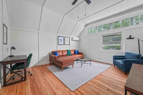 The Equestrian by Saratoga Stays - Private Balcony in Saratoga Springs, USA