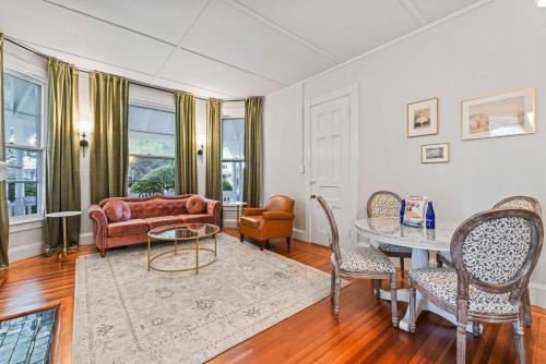Suite Rose by Saratoga Stays in Saratoga Springs, USA