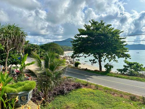 콘다오 섬 Hotels Trạm Kiểm Lâm Cơ Động - Con Dao National Park (Hotels Tram Kiem Lam Co Đong - Con Dao National Park) 3성급 게스트하우스 수영장