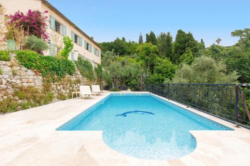 Bastide Provençale,Piscine gîte à louer Cabris