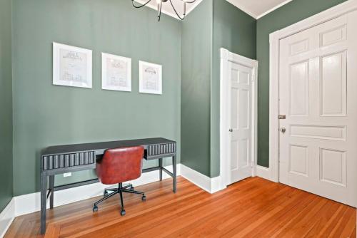 The Emerald by Saratoga Stays in Saratoga Springs, USA