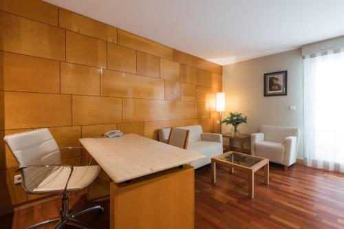 บริการและสิ่งอำนวยความสะดวก, Hotel Ciudad de Valladolid in บายาโดลิด