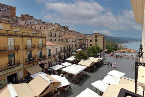 Hotel della Piazza 3