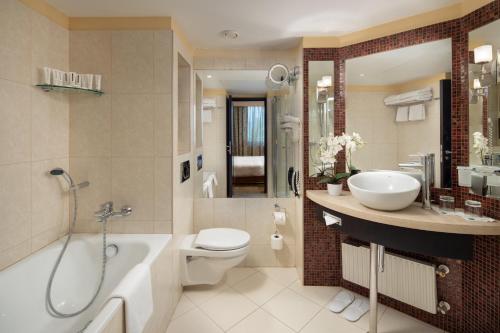 The Aquincum Hotel Budapest - image 6