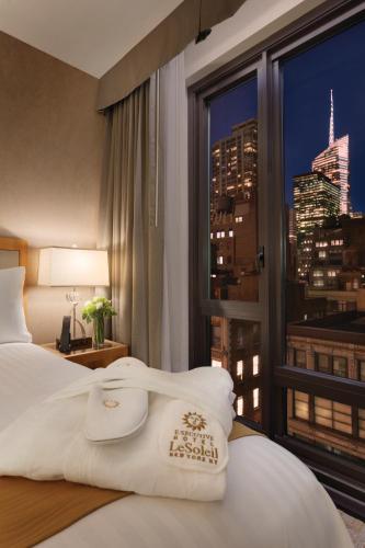 Executive Hotel Le Soleil New York