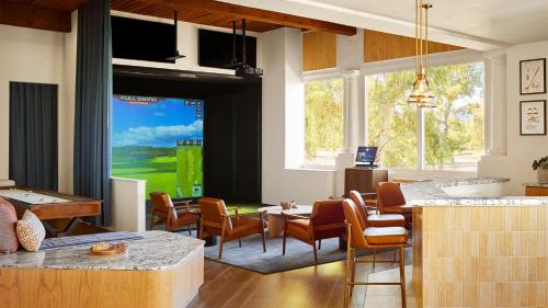 The Scottsdale Resort and Spa Curio Collection by Hilton - image 2