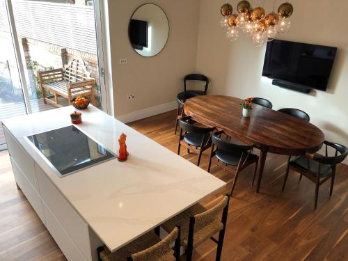 Homestay SW6 Near Central London! A Plus Double Bed and Private Bath, Londyn (zdjęcie 8)