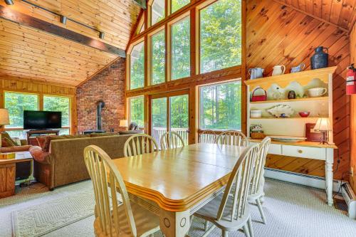 Family-Friendly Ludlow Cabin on Lake Pauline! in Ludlow, USA