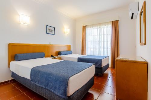 One-Bedroom Apartment with Balcony room in Turim Estrela do Vau Hotel