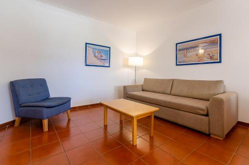 Two-Bedroom Apartment with Balcony image 9