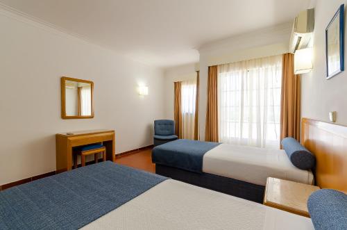Two-Bedroom Apartment with Balcony image 2