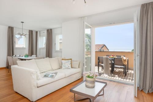 2 bedrooms, 4 beds