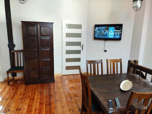 Létesítmények, Izby Gościnne Stara Olejarnia (Izby Goscinne Stara Olejarnia) in Nowy Dwor Gdanski