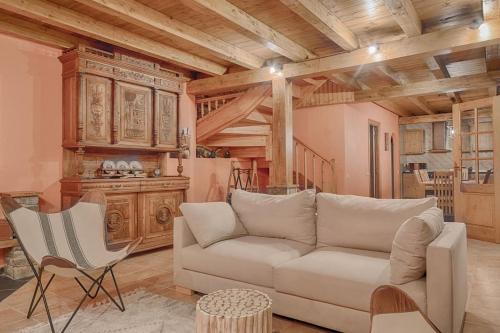 Saplan Real Estate CASA UISHERA in Arres