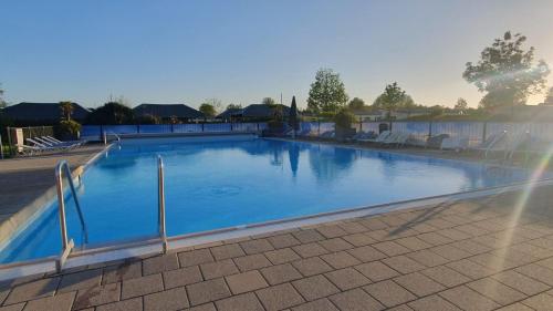 Piscina, Chalet Zeeland in Kamperland