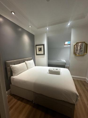 The Park Hotel - image 14