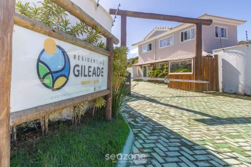 Casas em condomínio próximo a Praia de Pitinga - MGI