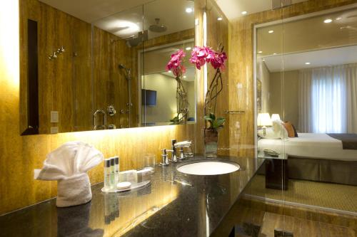 Bathroom, Eurobuilding Express Maiquetia in Maiquetía