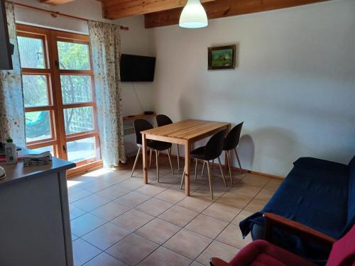 Domki przy lesie in Werblinia