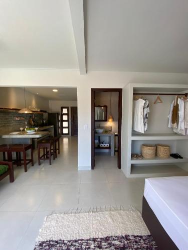 Triple Room with Balcony image 7