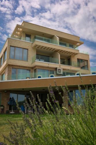 المنظر الخارجي, Villa Flora in سوزوبول