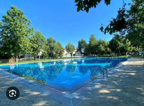 Casa Rural Las Parras 48 in 卡塞雷斯馬爾帕蒂達