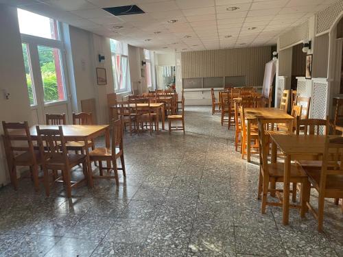 Restauracja, Tifani Szálló (Tifani Szallo) in Balatonlelle