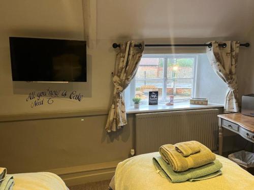 2 twin beds