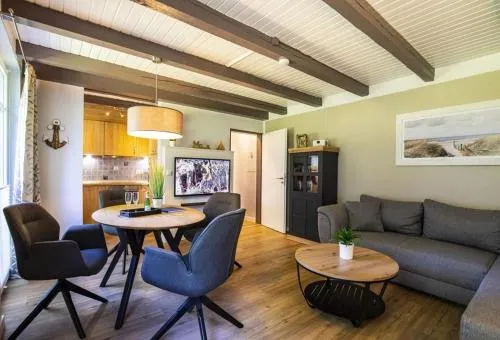 Ferienhaus Biene am Siel in Neufunnixsiel, Deutschland