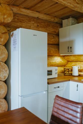 virtuve, Log Cabin Piricske in Čičeu