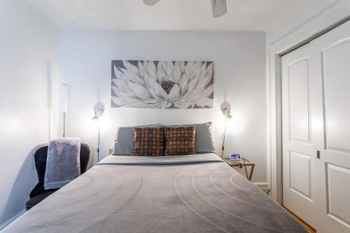 The Fred Deluxe 7 BR by I95 Train HarborVw Beach The Fred Deluxe 7 BR by I95 Train HarborVw Beach