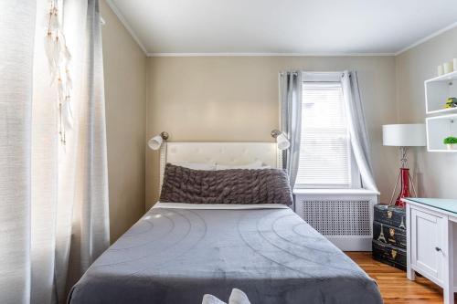 The Fred Deluxe 7 BR by I95 Train HarborVw Beach The Fred Deluxe 7 BR by I95 Train HarborVw Beach