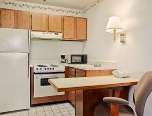 Studio 6 Tempe, AZ Elliot Road - Hotel - Tempe