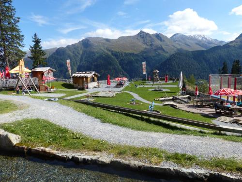 酒店活動, 豪斯維切爾公寓酒店 (Haus Wechner) in 卡普爾