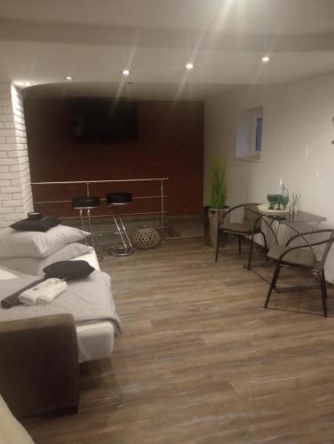 Apartament 76