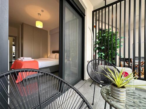 Sky Suite Apartments - Cloud9 in the City 3