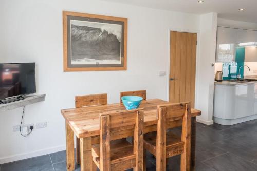 Beach Breaks in วูลาคอม