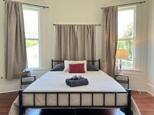 Private Room in San Antonio Home near Downtown in San Antonio, USA