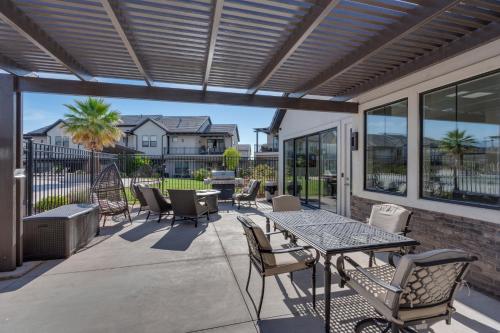 Ocotillo Springs 27 Southern Utah Adventure Paddle Boards Kayaks Home Gym Community Pool and Splash Pad - image 14