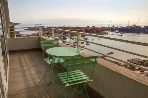 Moderno Departamento con Vista al Puerto - Céntrico en Iquique